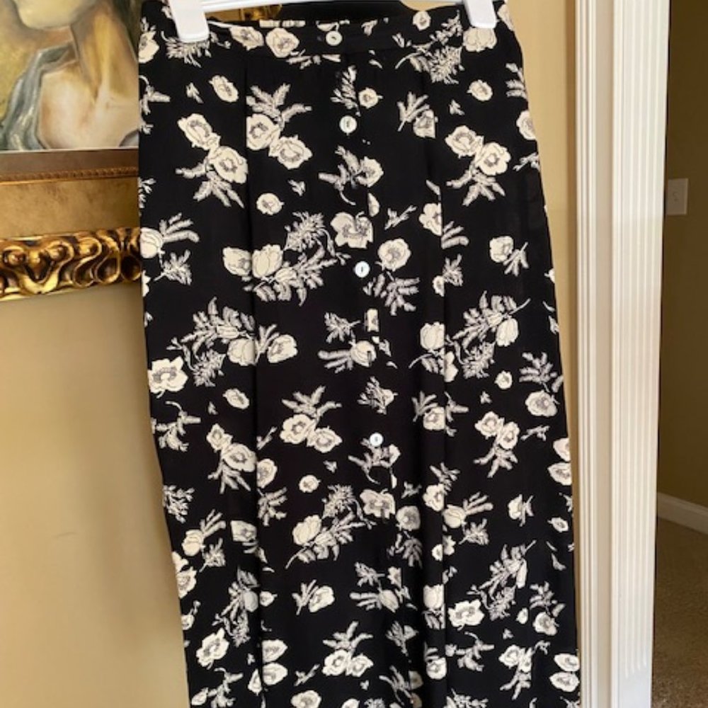 Moda Int'l Ankle Length Flowy Skirt - Like New - Dry Cleaned - Sz Large